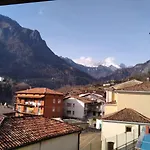 Angolo Hostel Angolo Terme